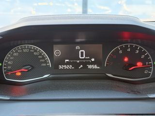 Voertuigafbeelding 9