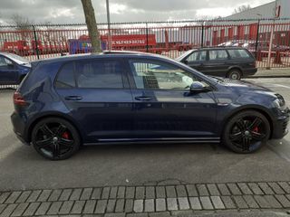 Voertuigafbeelding 3