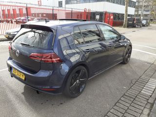 Voertuigafbeelding 4