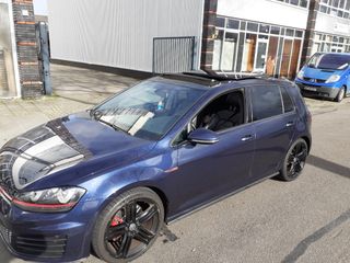 Voertuigafbeelding 8