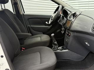 Voertuigafbeelding 8