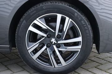 Voertuigafbeelding 13