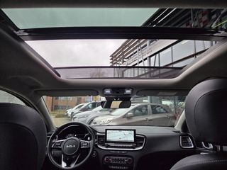 Voertuigafbeelding 12