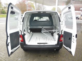 Voertuigafbeelding 5