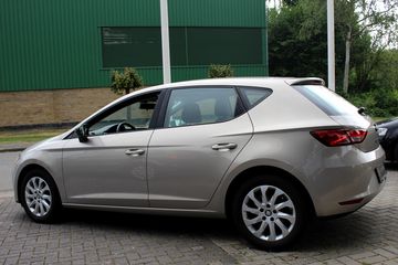 Voertuigafbeelding 6