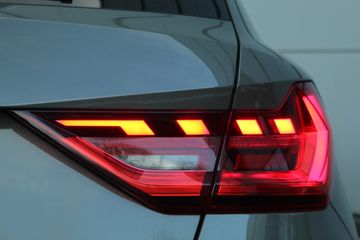 Voertuigafbeelding 35