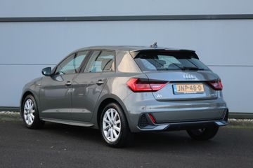 Voertuigafbeelding 6