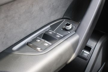 Voertuigafbeelding 38