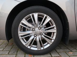 Voertuigafbeelding 13