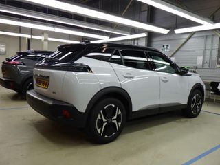 Voertuigafbeelding 2