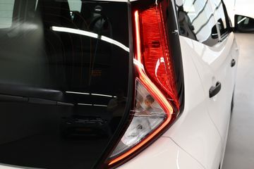 Voertuigafbeelding 11