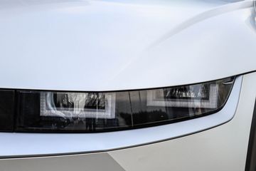 Voertuigafbeelding 9