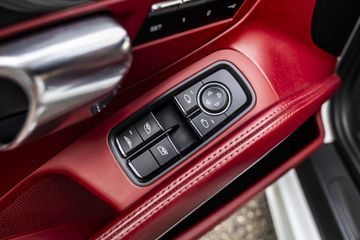 Voertuigafbeelding 21