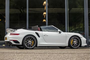 Voertuigafbeelding 3