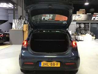 Voertuigafbeelding 30