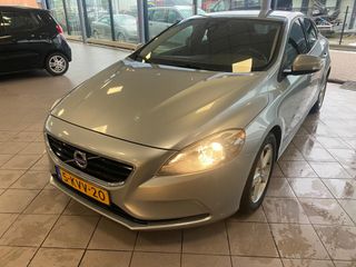 Volvo V40 - 5-KVV-20 - Polisa Lease