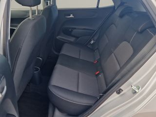 Voertuigafbeelding 12