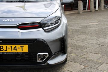 Voertuigafbeelding 7