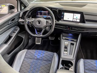 Voertuigafbeelding 7