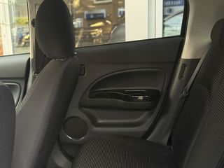 Voertuigafbeelding 26