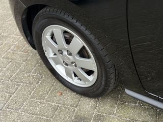 Voertuigafbeelding 28