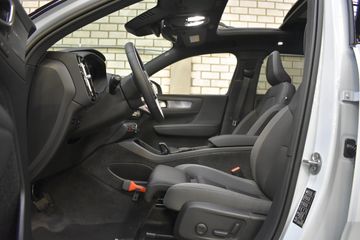 Voertuigafbeelding 12