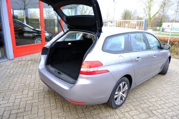 Voertuigafbeelding 8