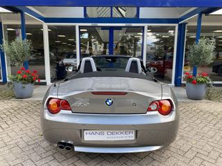 Voertuigafbeelding 3