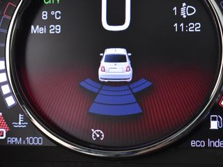 Voertuigafbeelding 12