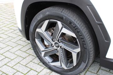 Voertuigafbeelding 6