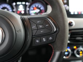 Voertuigafbeelding 18