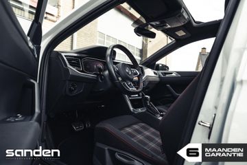 Voertuigafbeelding 17