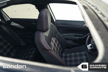 Voertuigafbeelding 23