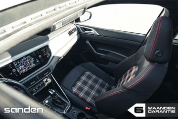 Voertuigafbeelding 24