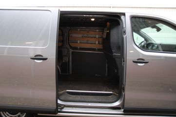 Voertuigafbeelding 7