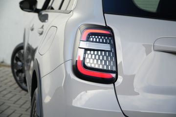 Voertuigafbeelding 15