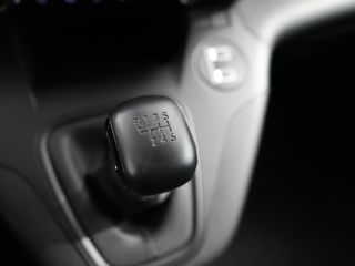 Voertuigafbeelding 17