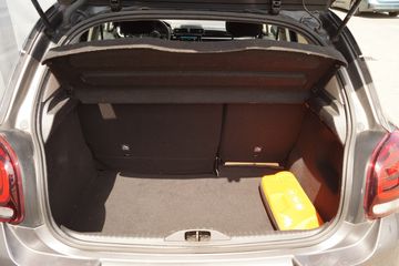 Voertuigafbeelding 32