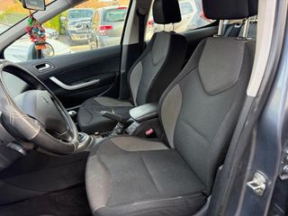 Voertuigafbeelding 4