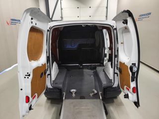 Voertuigafbeelding 4