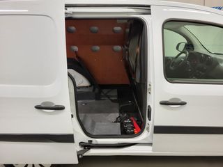 Voertuigafbeelding 6