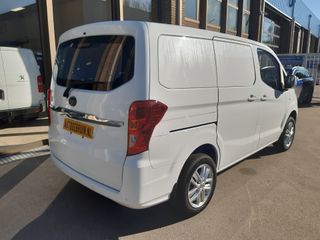 Voertuigafbeelding 9