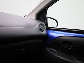 Voertuigafbeelding 21