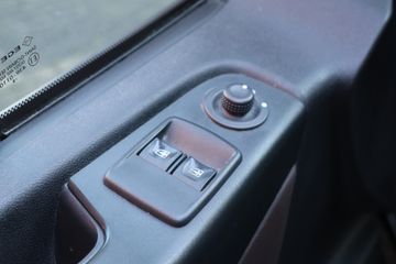 Voertuigafbeelding 17