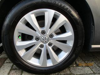 Voertuigafbeelding 6