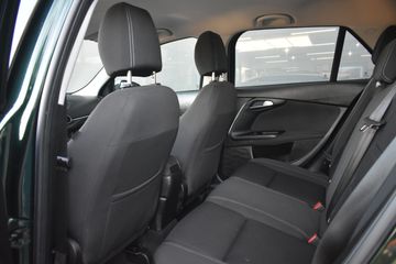 Voertuigafbeelding 8