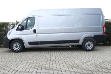 Voertuigafbeelding 4