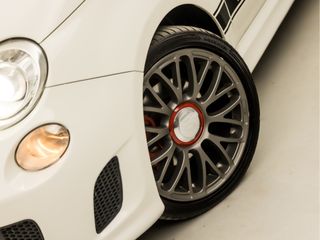 Voertuigafbeelding 12