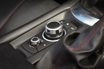 Voertuigafbeelding 15