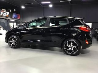 Voertuigafbeelding 4